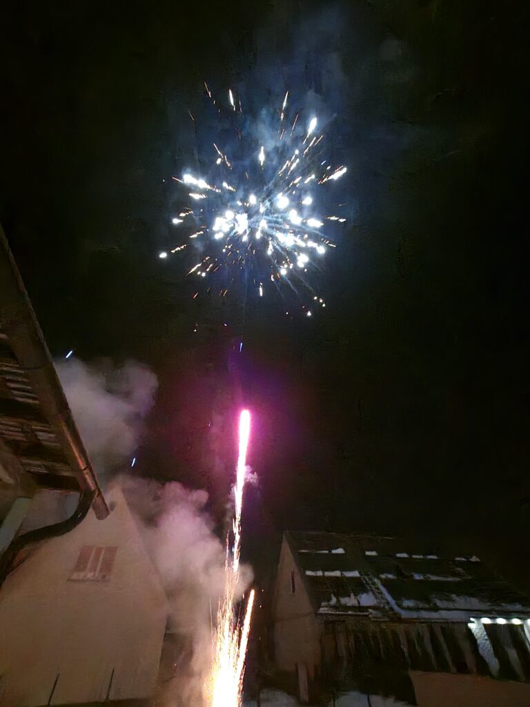 20251231 235600 768x1024